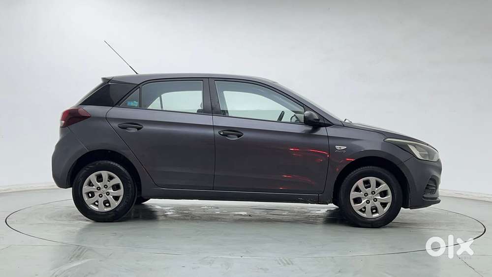 Hyundai Elite I20 1.2magna Executive At, 2018, Petrol