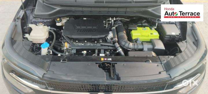Kia Carens 1.4 Luxury Plus Dct 7 Str, 2023, Petrol