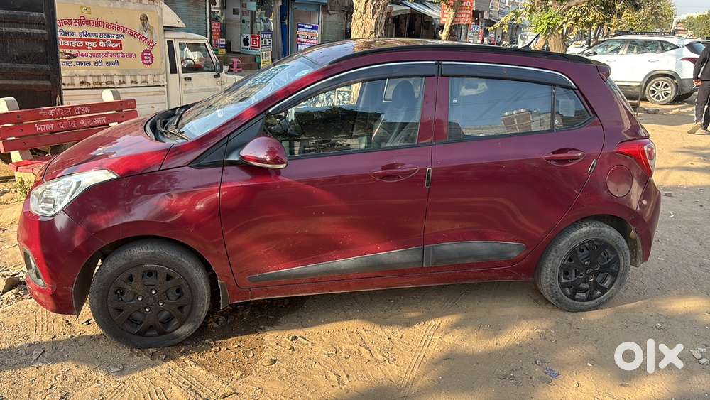 Hyundai Grand I10 2016 Cng & Hybrids Well Maintained