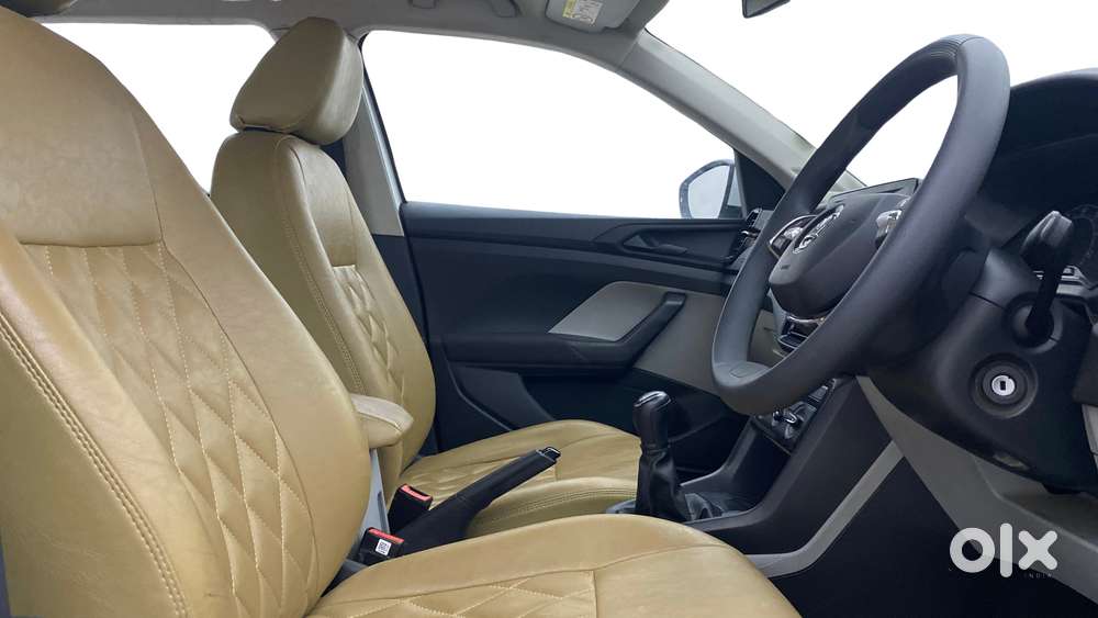 Skoda Kushaq 1.0 Tsi Active, 2022, Petrol