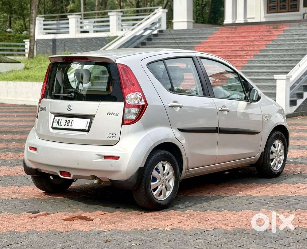 Maruti Suzuki Ritz Zxi Abs, 2014, Petrol