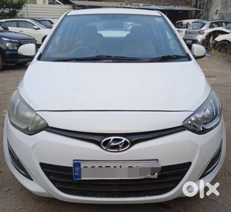 Hyundai I20 Sportz 1.2 Bs-iv, 2013, Petrol