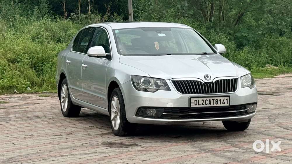 Skoda Superb Elegance 1.8 Tsi At, 2015, Petrol