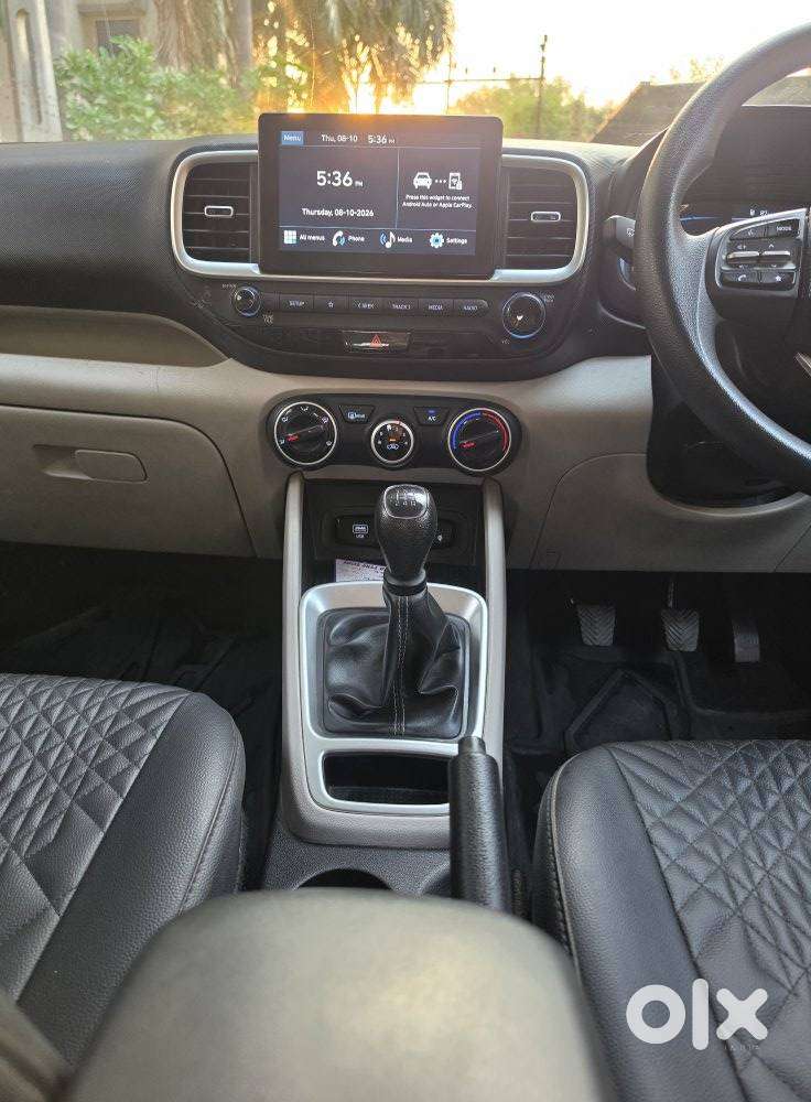 Hyundai Venue 1.2 S (o), 2025, Cng & Hybrids