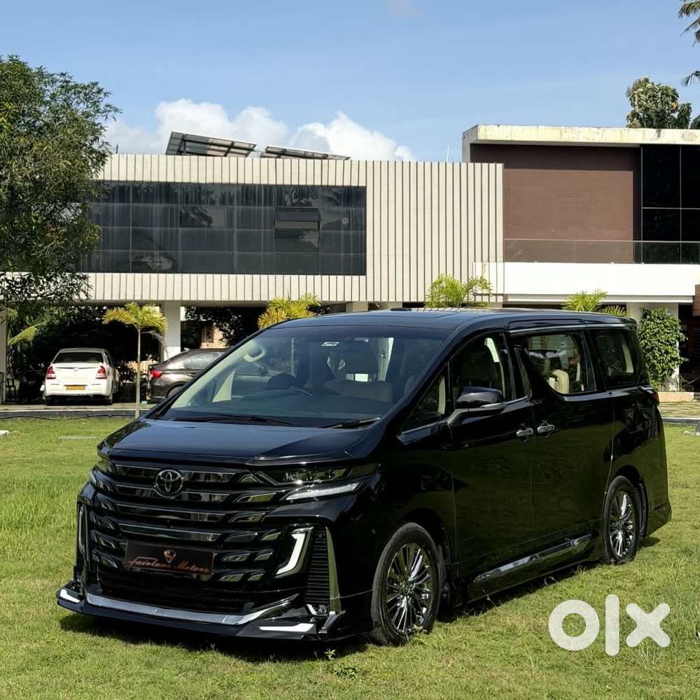 Toyota Vellfire Vip – Executive Lounge, 2022, Petrol