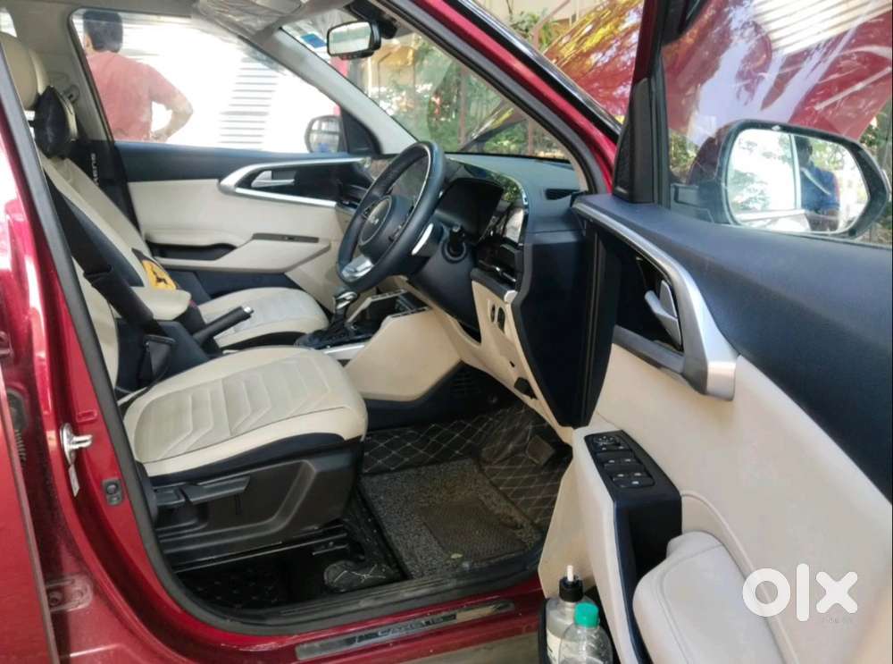 Kia Carens Full Loaded Great Condition 2023 (bh Registration)