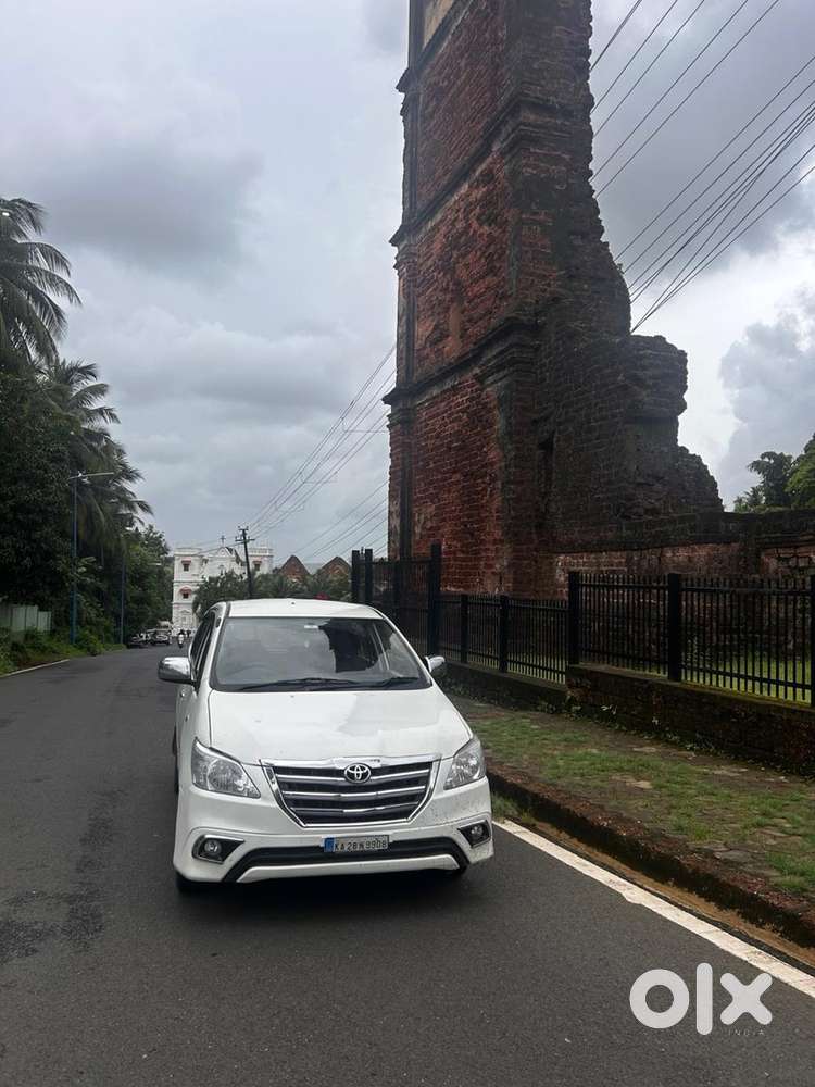 Toyota Innova Diesel 2016 Car