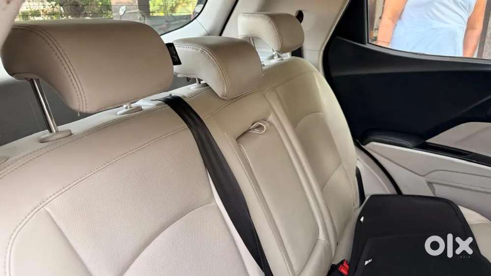 Mahindra Xuv300 2019 Petrol Well Maintained