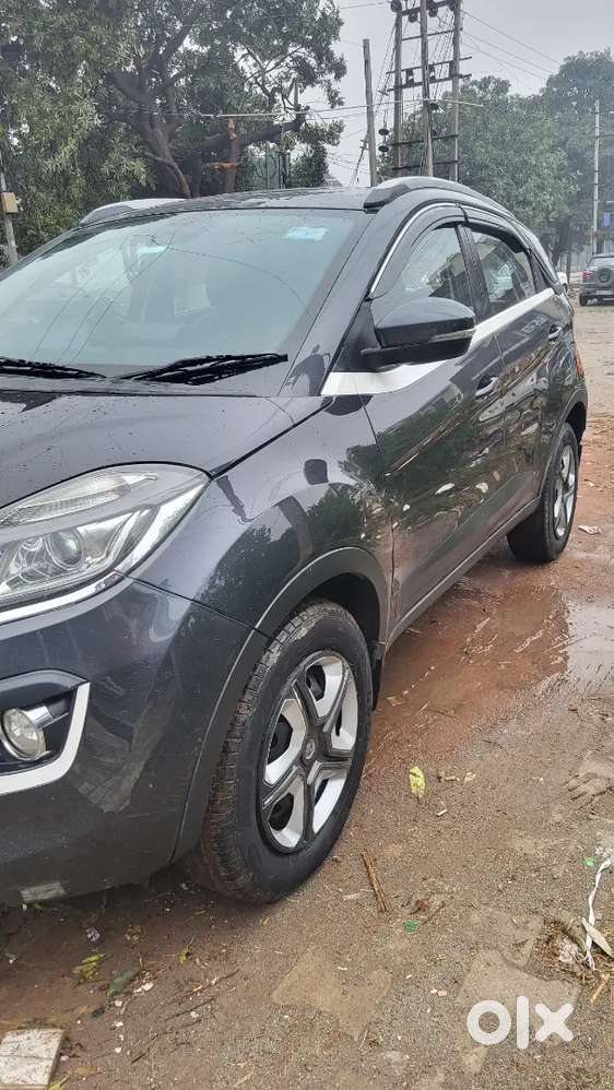 Tatanexon 2019 Xt Petrol Cng Pass 72000 Driven