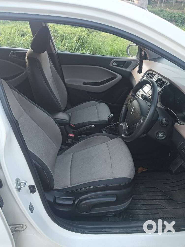 Hyundai Elite I20 1.4 Sportz (o) Crdi, 2016, Diesel