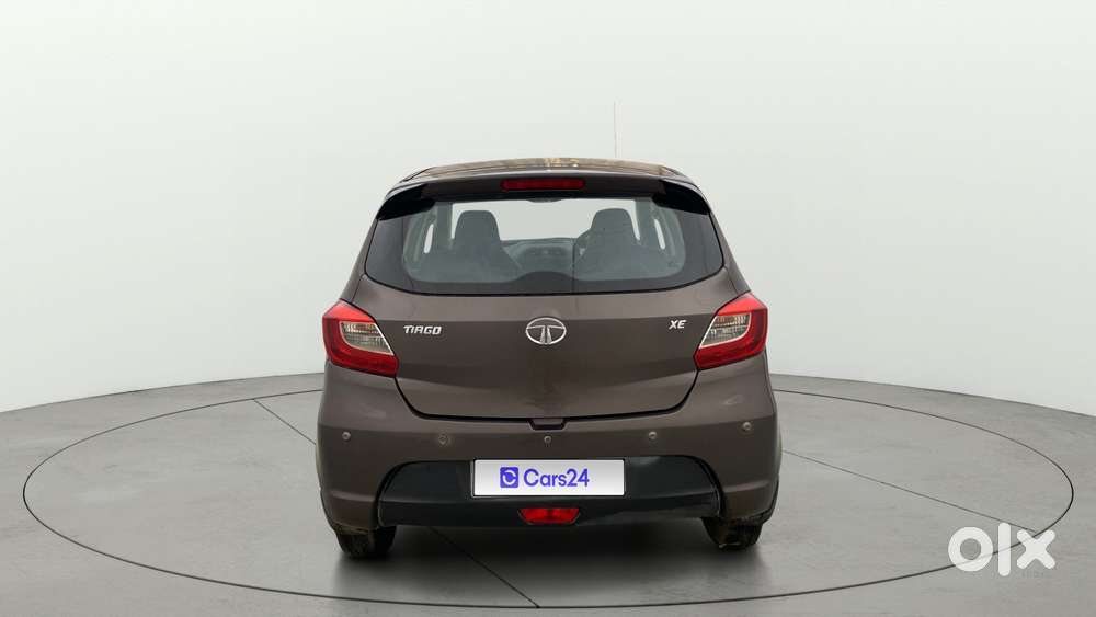 Tata Tiago Xe, 2018, Petrol