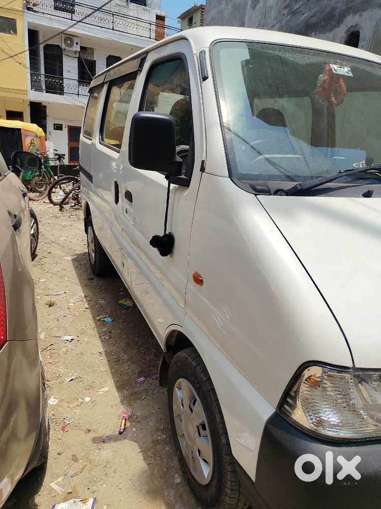 Maruti Suzuki Eeco 2025 Cng & Hybrids 8500 Km Driven