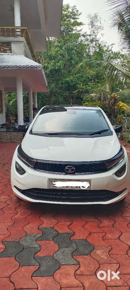 Tata Altroz 2023 Petrol Automatic