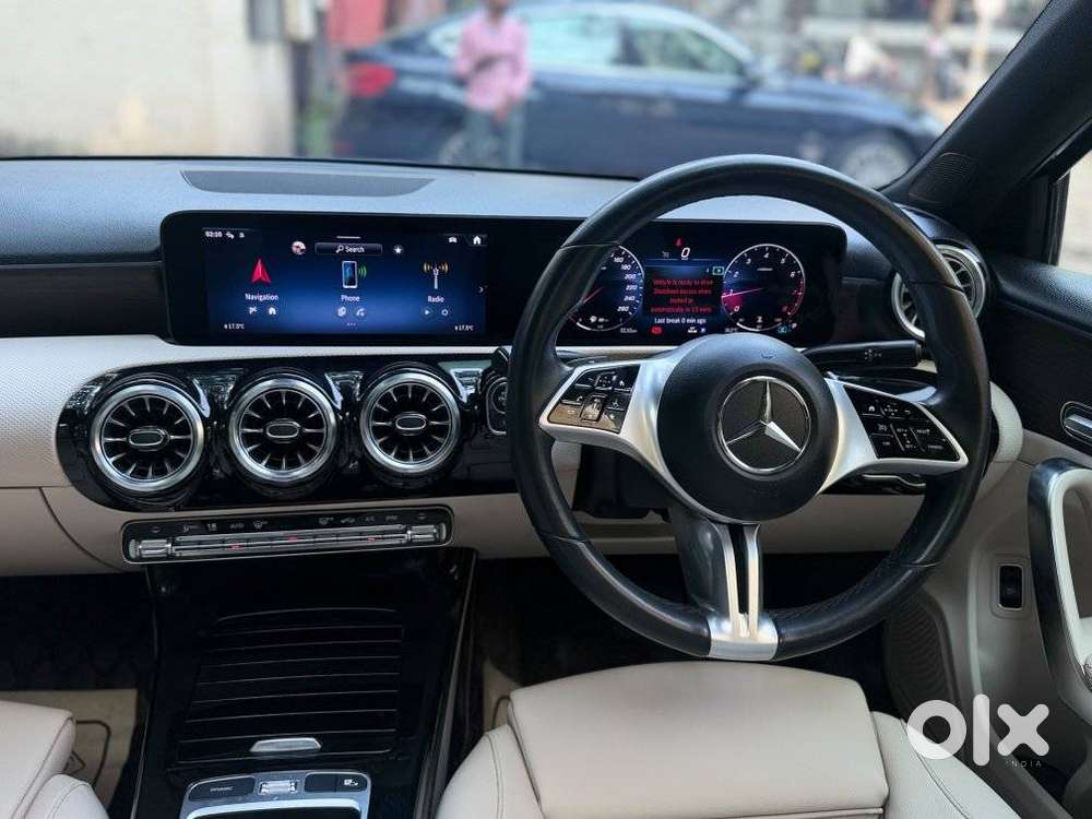 Mercedes-benz A-class Limousine 200, 2024, Petrol