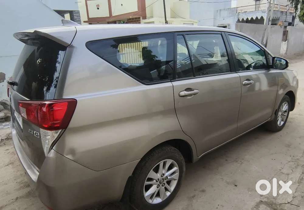 Toyota Innova Crysta 2.8 At 2019