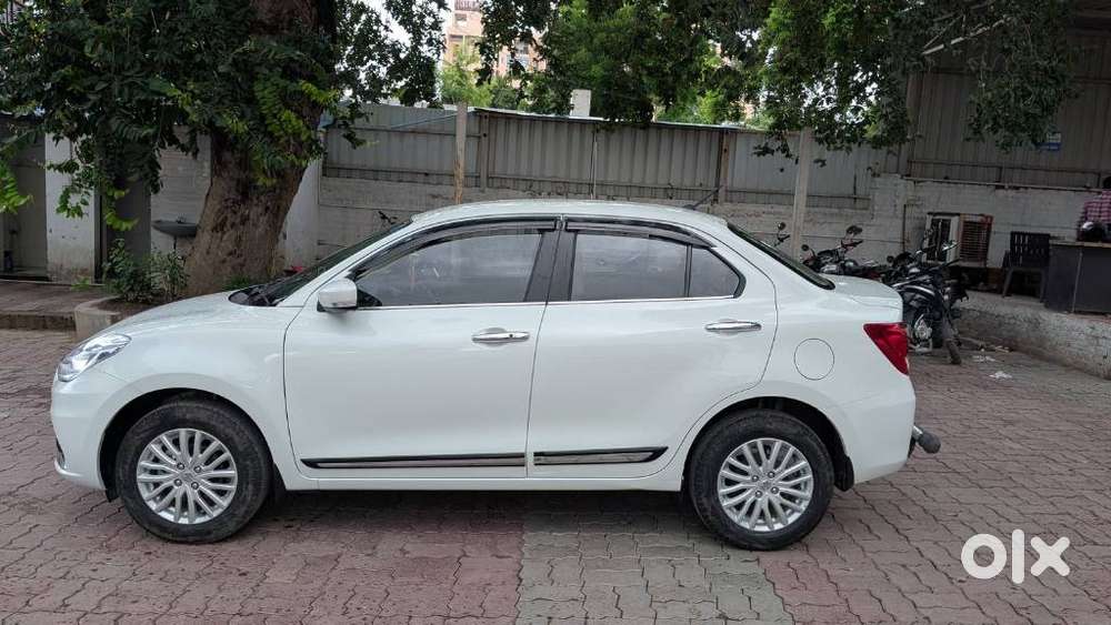 Maruti Suzuki Dzire 1.2 Zxi, 2024, Petrol
