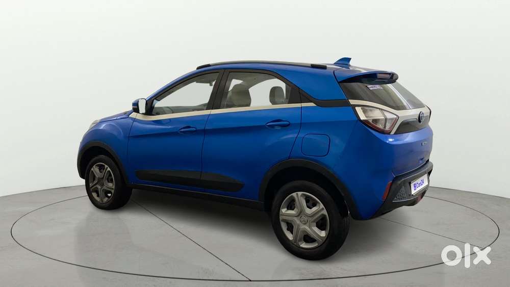 Tata Nexon 1.2 Revotron Xt, 2018, Petrol