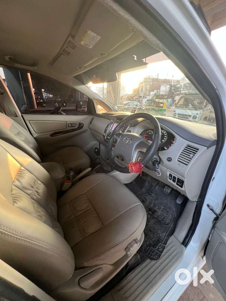 Toyota Innova 2.5 V 7 Str, 2014, Diesel