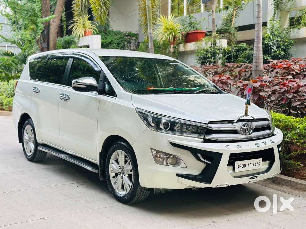 Toyota Innova Crysta 2.4 Z 7 Str, 2016, Diesel