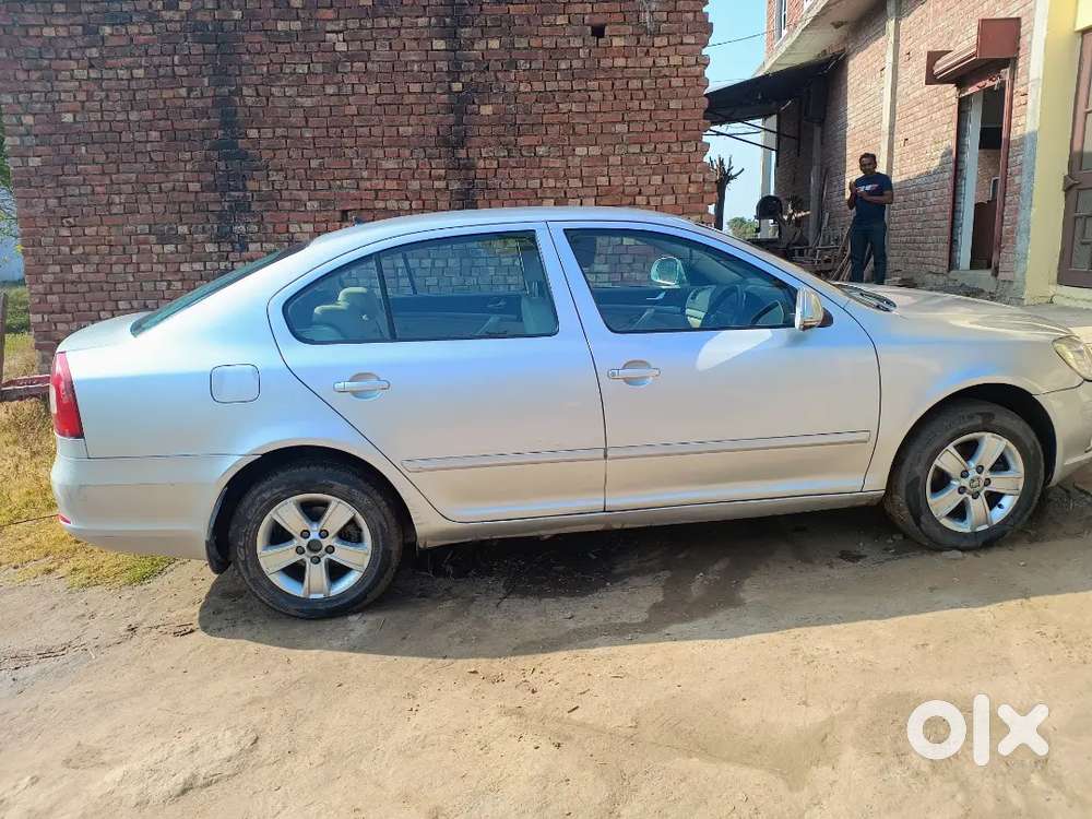 Car Skoda Laura Good Condition With Fancy Number