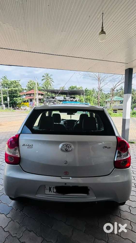 Toyota Etios Liva 2015 Diesel Well Maintained
