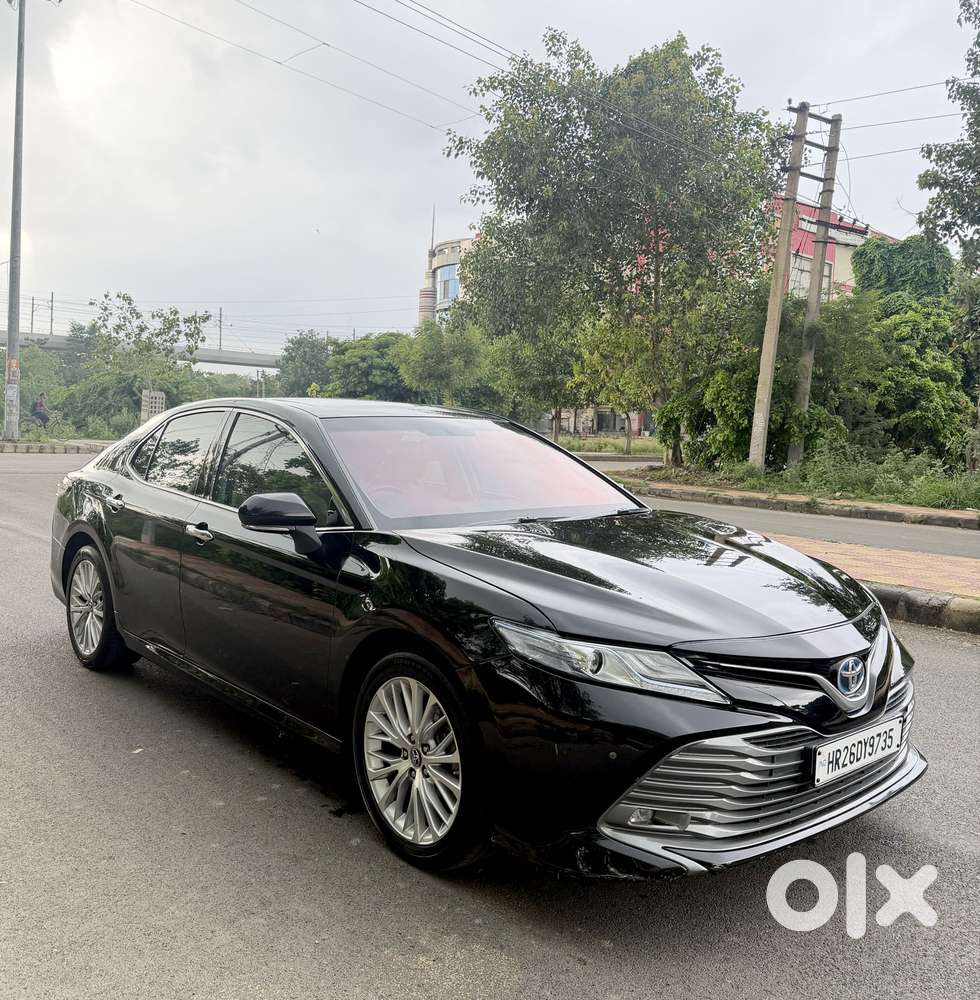 Toyota Camry Hybrid, 2019, Petrol