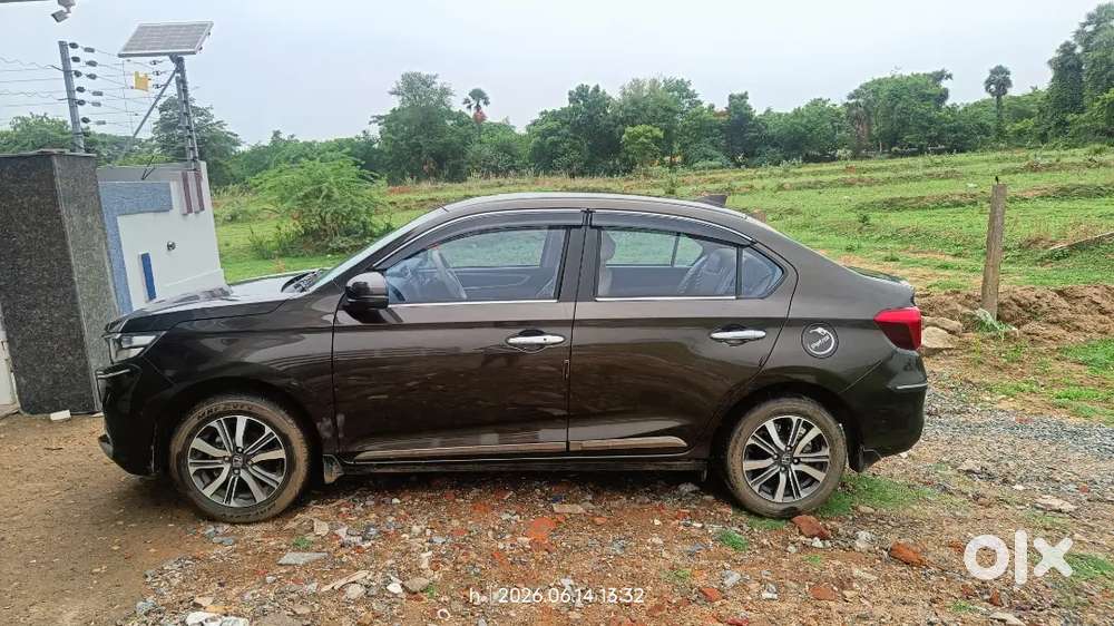 Honda Amaze 2023 Petrol 7300 Km Driven