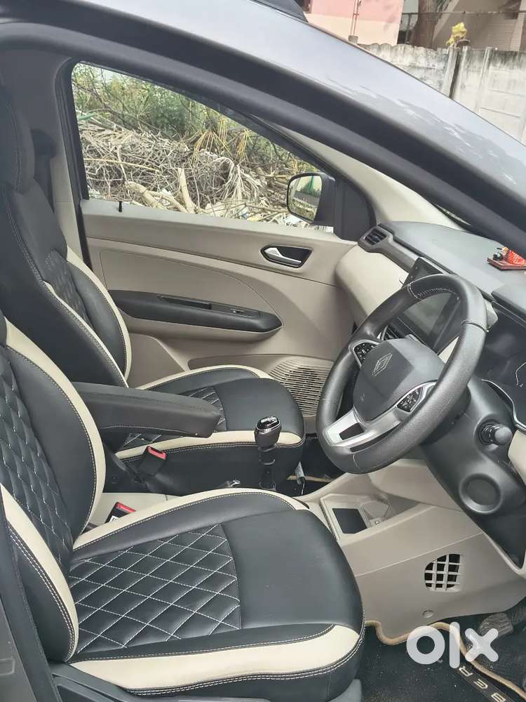 Renault Triber Facelift Rxe 2025