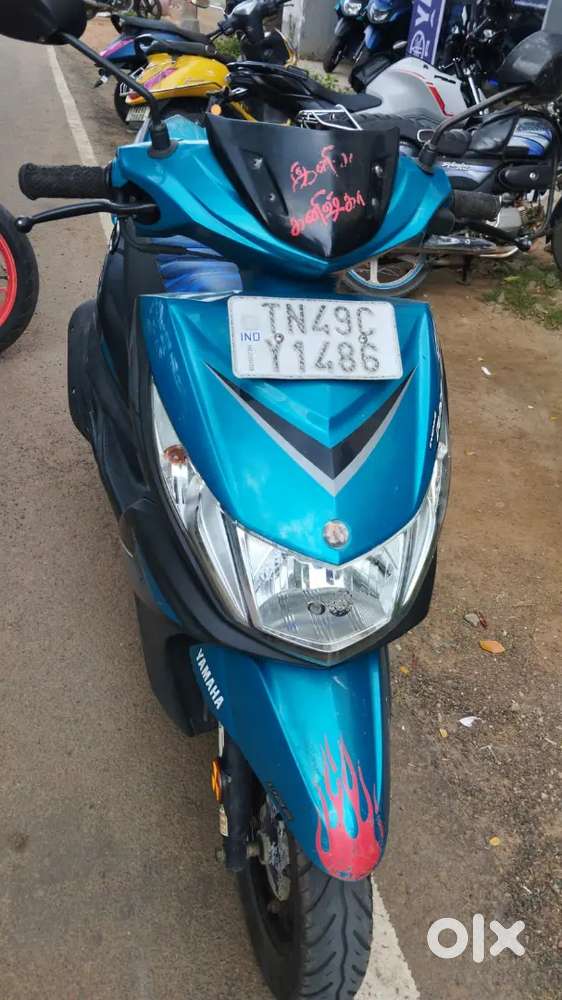 2019 Yamaha Ray z Scooters 1823770079