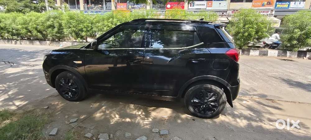 2023 Mahindra Xuv300 W4 Petrol | 1st Owner | Zero Accident | Company S