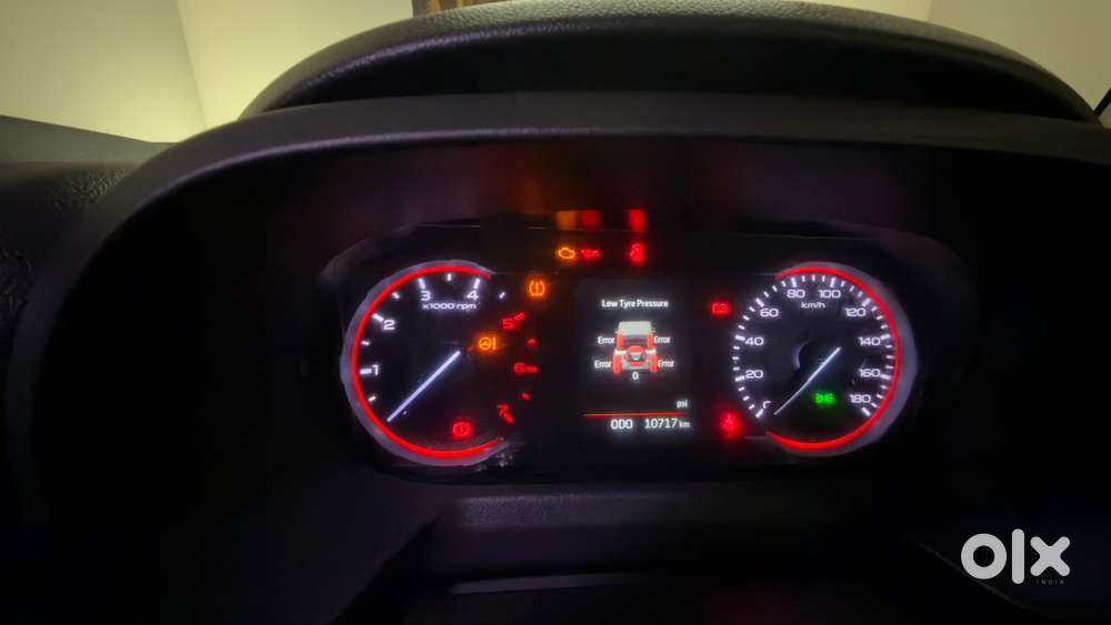 Mahindra Thar Roxx Diesel 2025