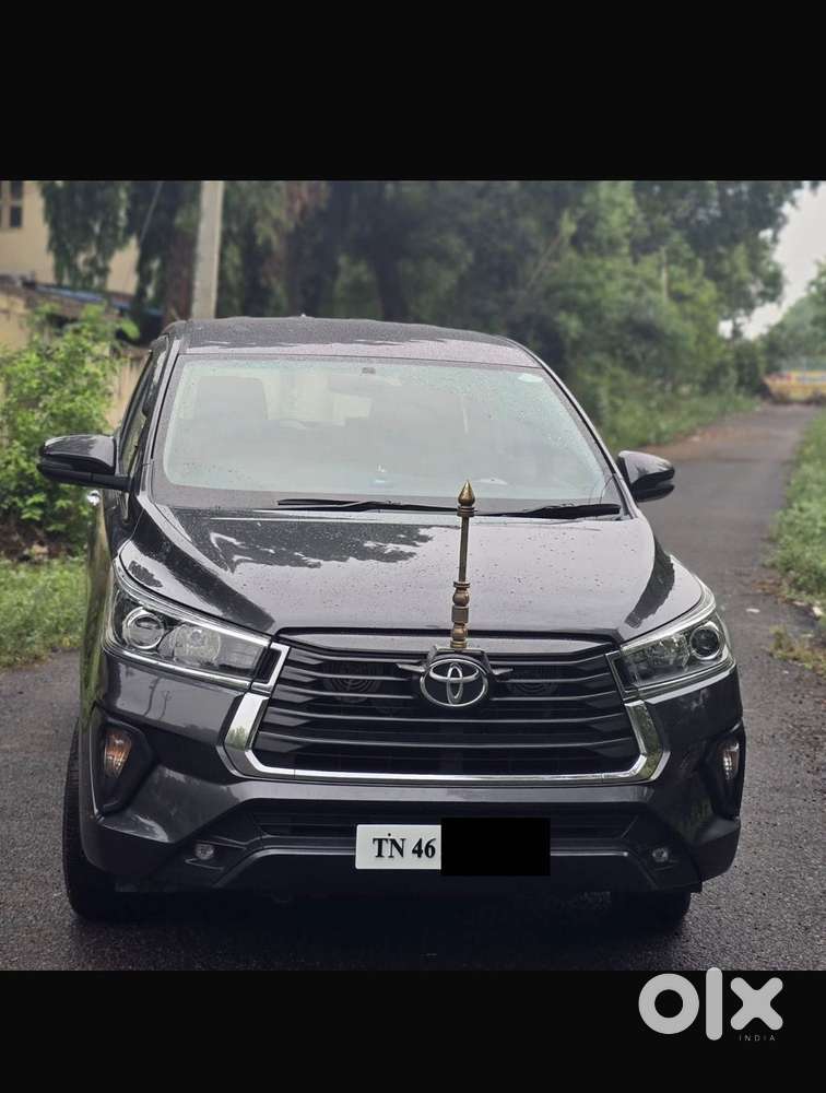 Toyota Innova Crysta 2.7 V, 2022, Petrol