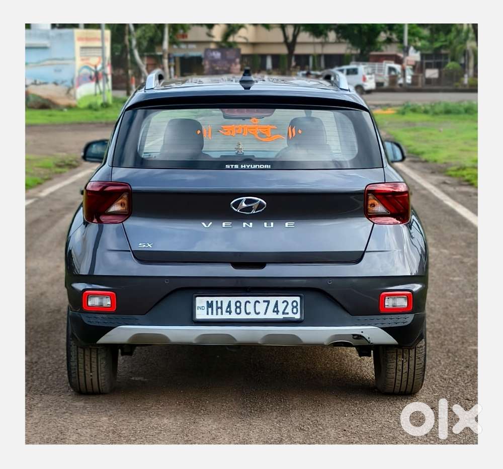 Hyundai Venue Sx Knight Edition Mt, 2022, Diesel