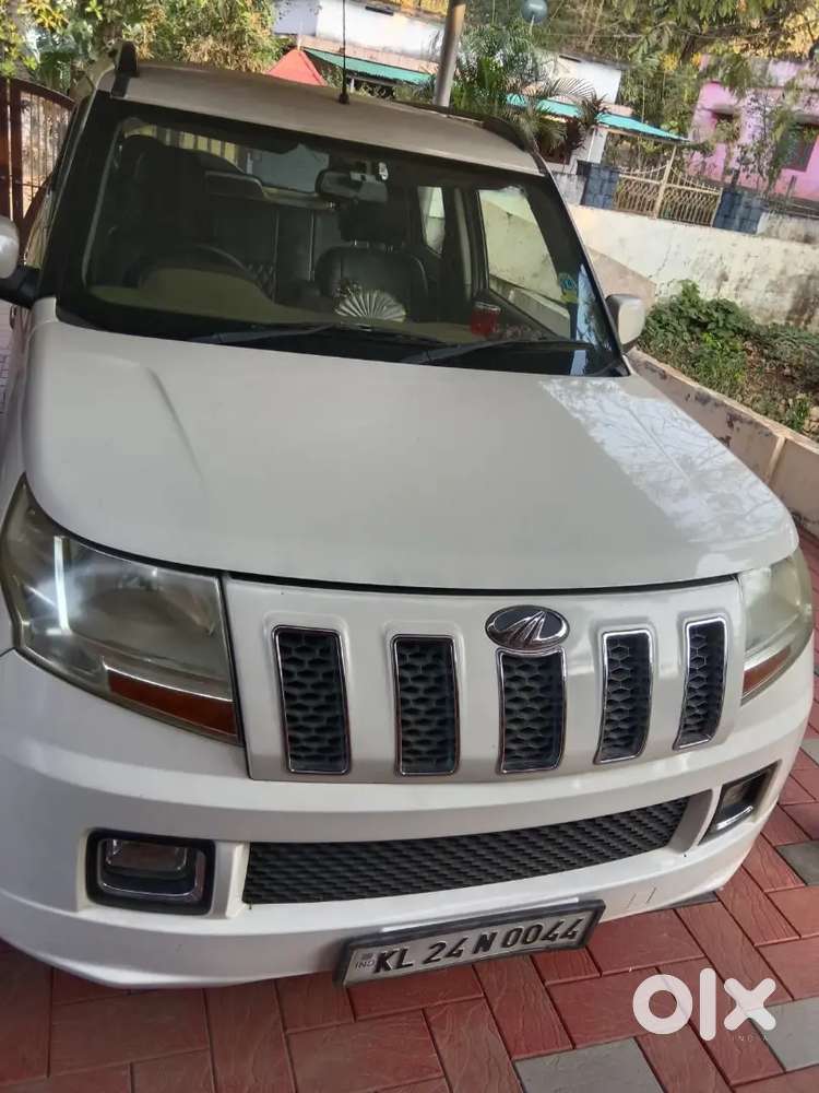 Mahindra Tuv300