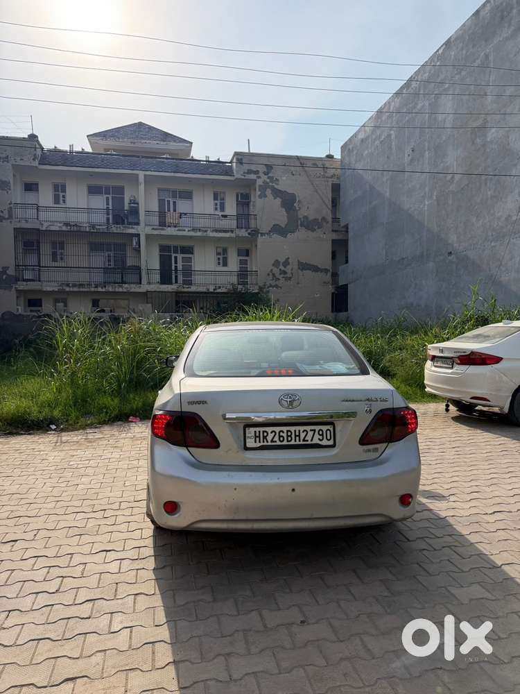 Toyota Corolla Altis Petrol 2031