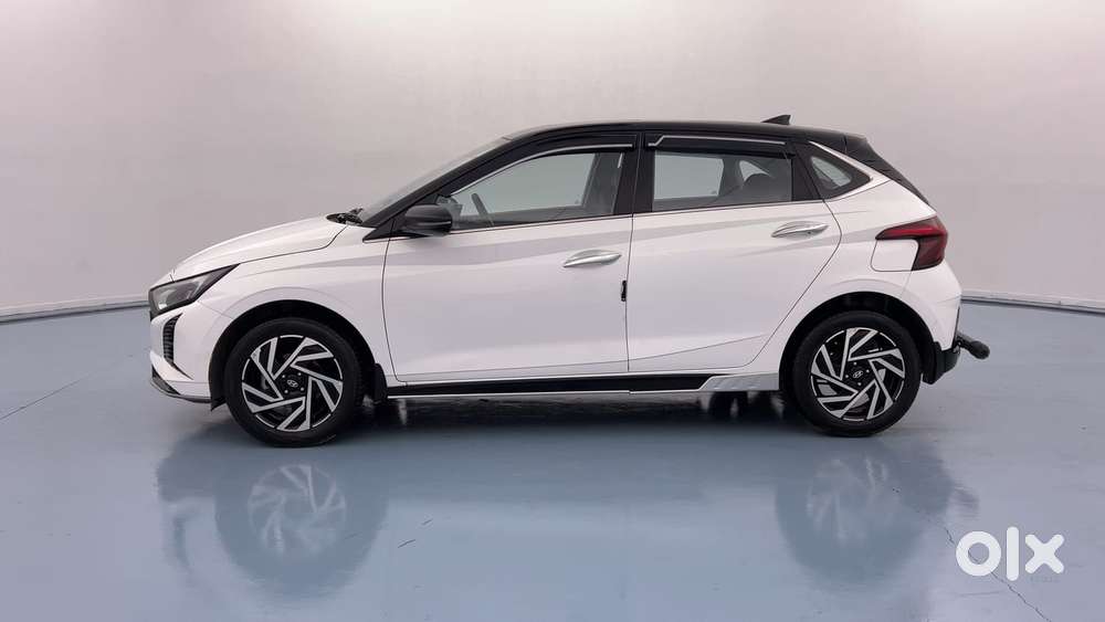 Hyundai New I20 1.2 Asta (o) Ivt, 2025, Petrol
