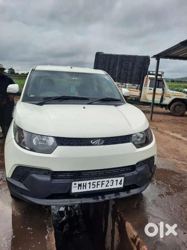 Mahindra Kuv 100 2016 पेट्रोल