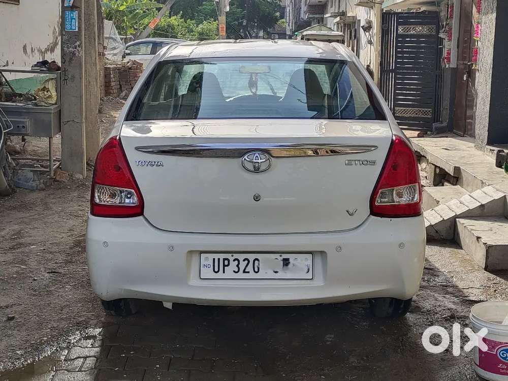 Toyota Etios V (premium Variant) – Well Maintained