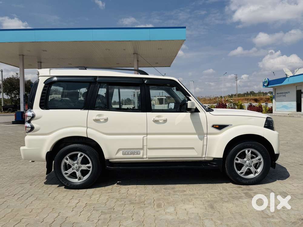 Mahindra Scorpio S10, 2018, Diesel