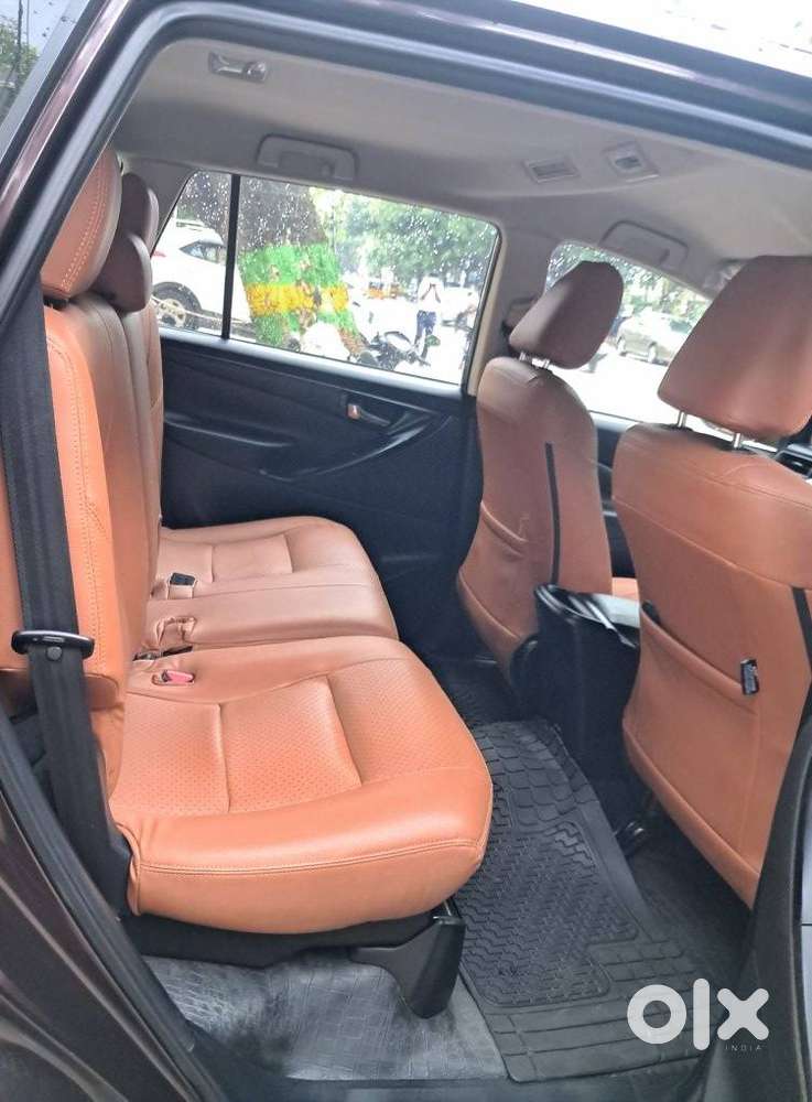 Toyota Innova Crysta G 8 Str, 2017, Diesel