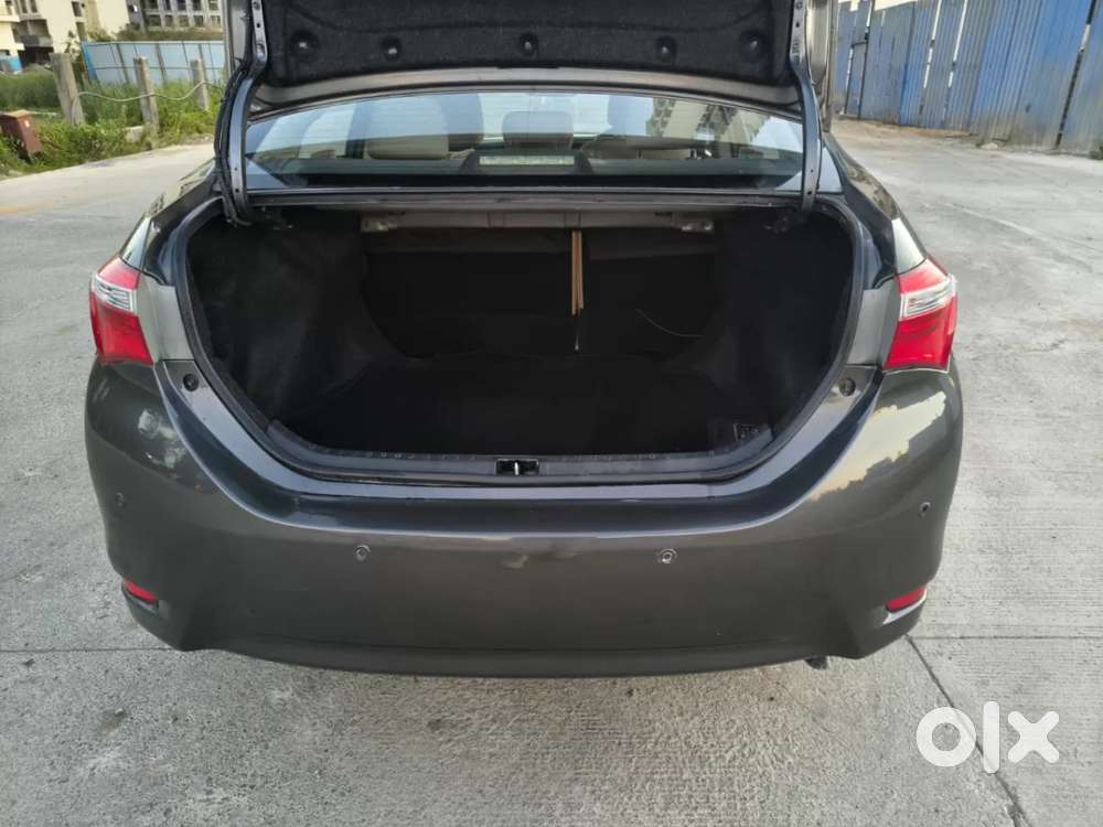 Toyota Corolla Altis 1.8 G, 2016, Petrol