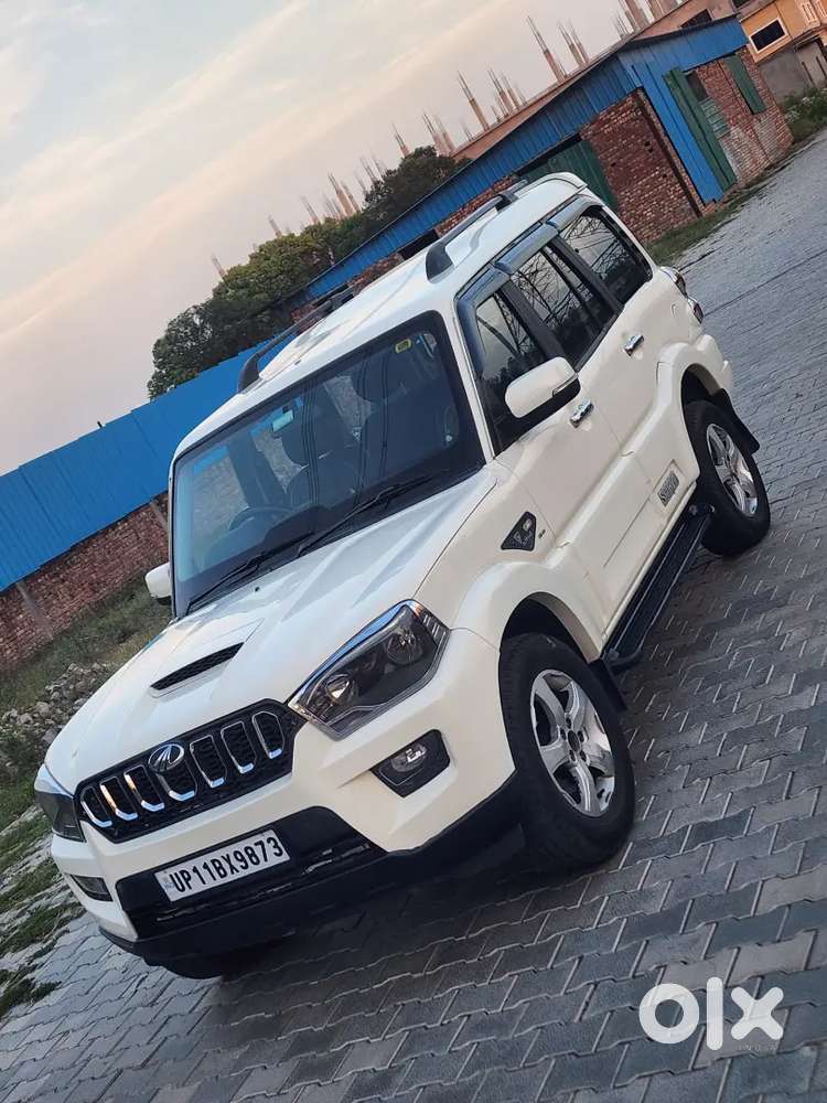 Mahindra Scorpio 
1st Owner 
Android System