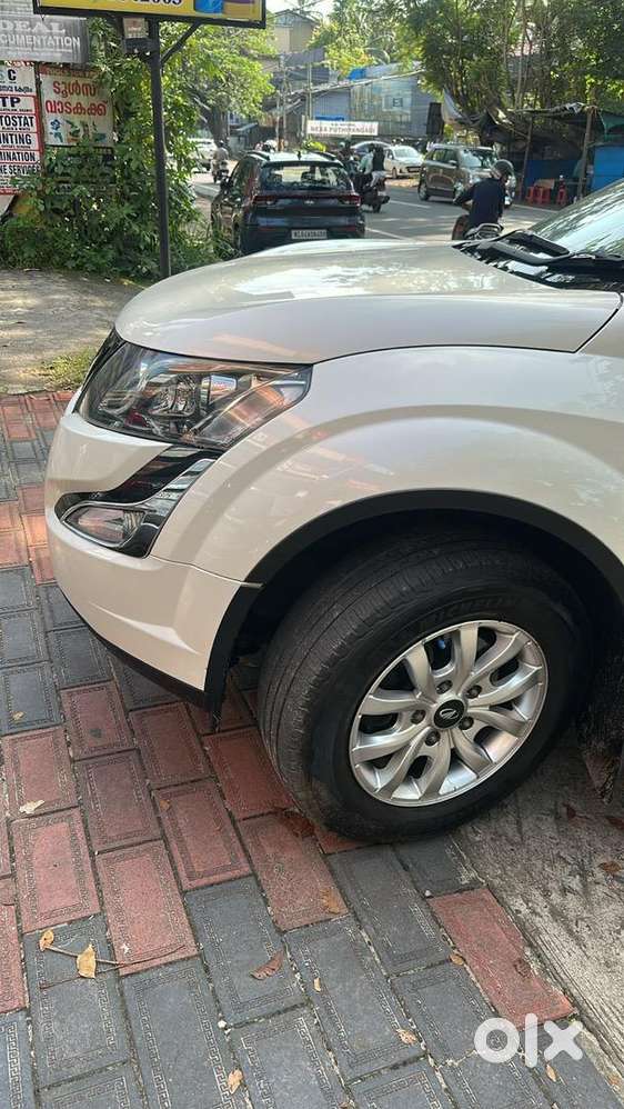 Mahindra Xuv500 2015 Diesel Well Maintained