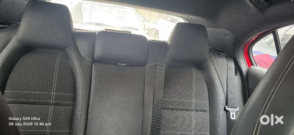 Mercedes-benz A-class 2013.. A180
