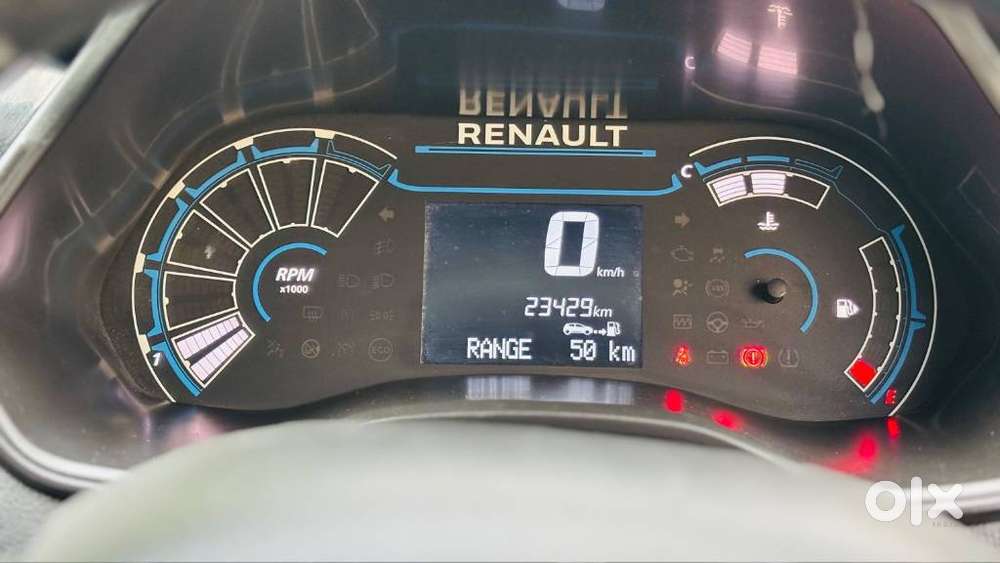Renault Triber Rxt, 2023, Petrol