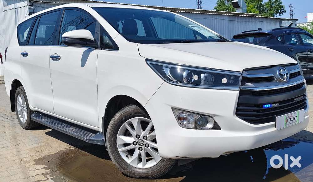 Toyota Innova Crysta 2.4 V 8 Str, 2017, Diesel