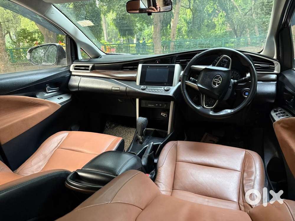Toyota Innova Crysta 2017 Year Car