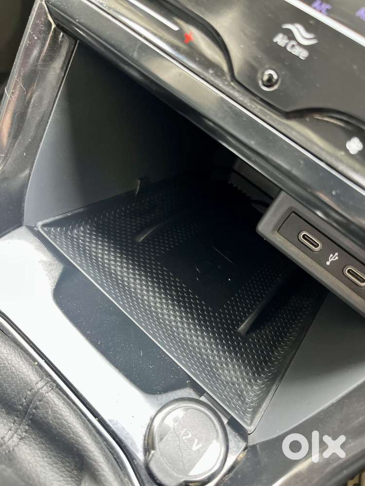 Skoda Kushaq 1.0 Tsi Style, 2023, Petrol