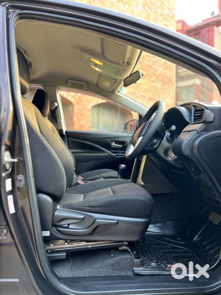 Toyota Innova Crysta [2020-ongoing] 2.4 Gx At 7 Str, 2022, Diesel