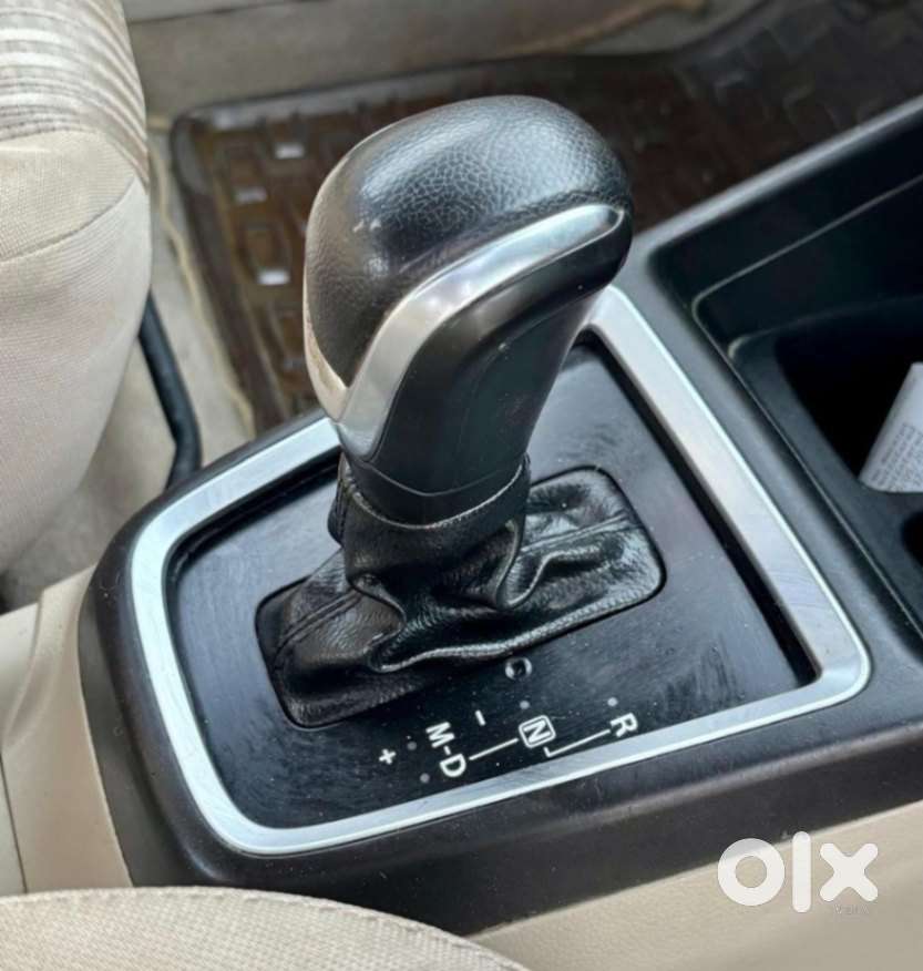 Maruti Suzuki Swift Dzire Amt Zdi, 2017, Diesel
